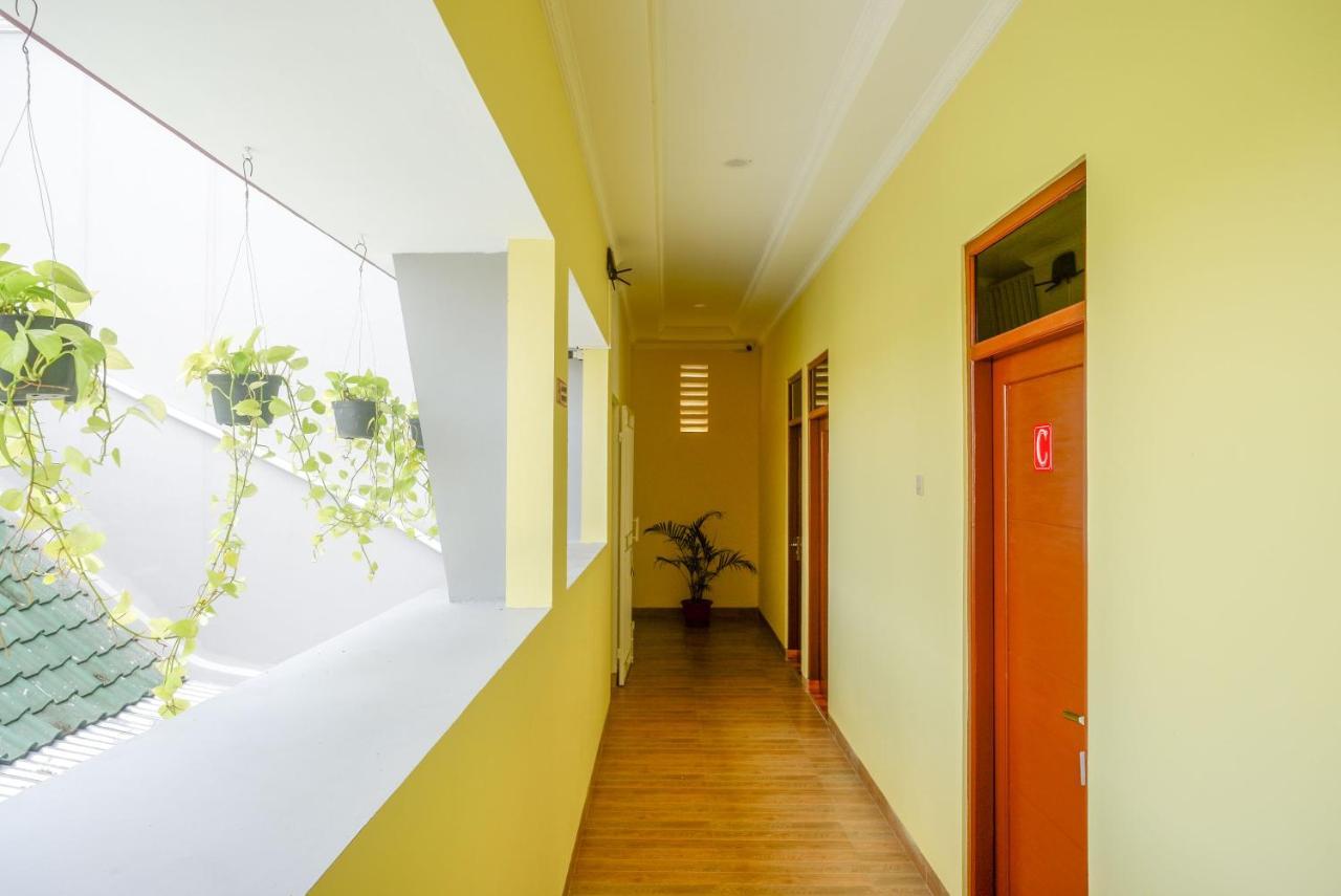 Reddoorz Near Rita Supermall Purwokerto 2 Eksteriør bilde