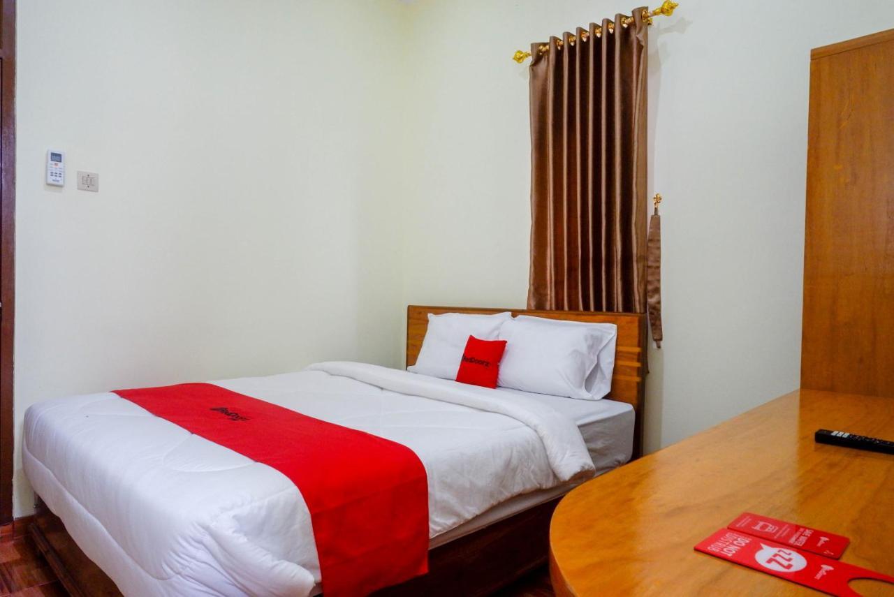 Reddoorz Near Rita Supermall Purwokerto 2 Eksteriør bilde
