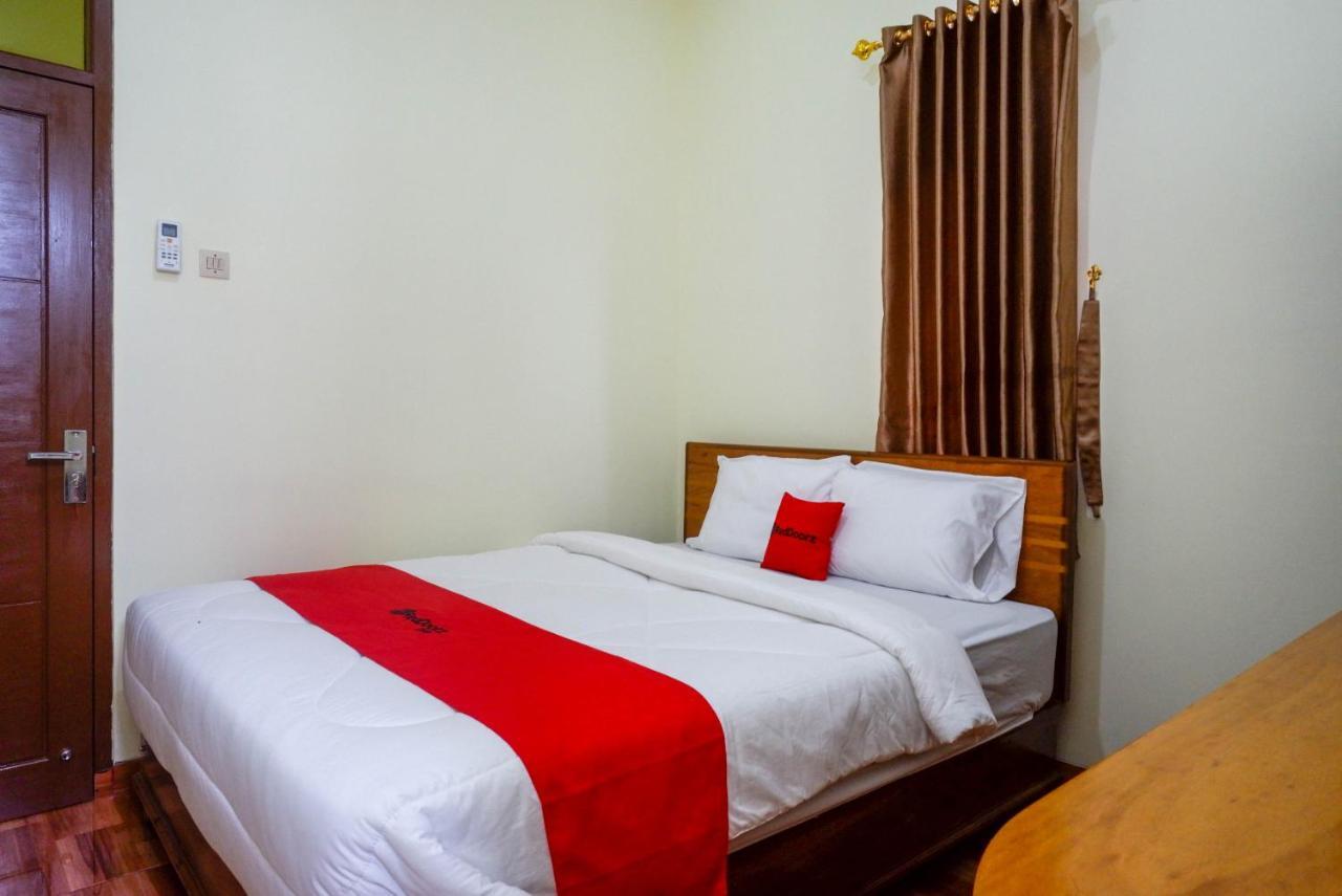 Reddoorz Near Rita Supermall Purwokerto 2 Eksteriør bilde