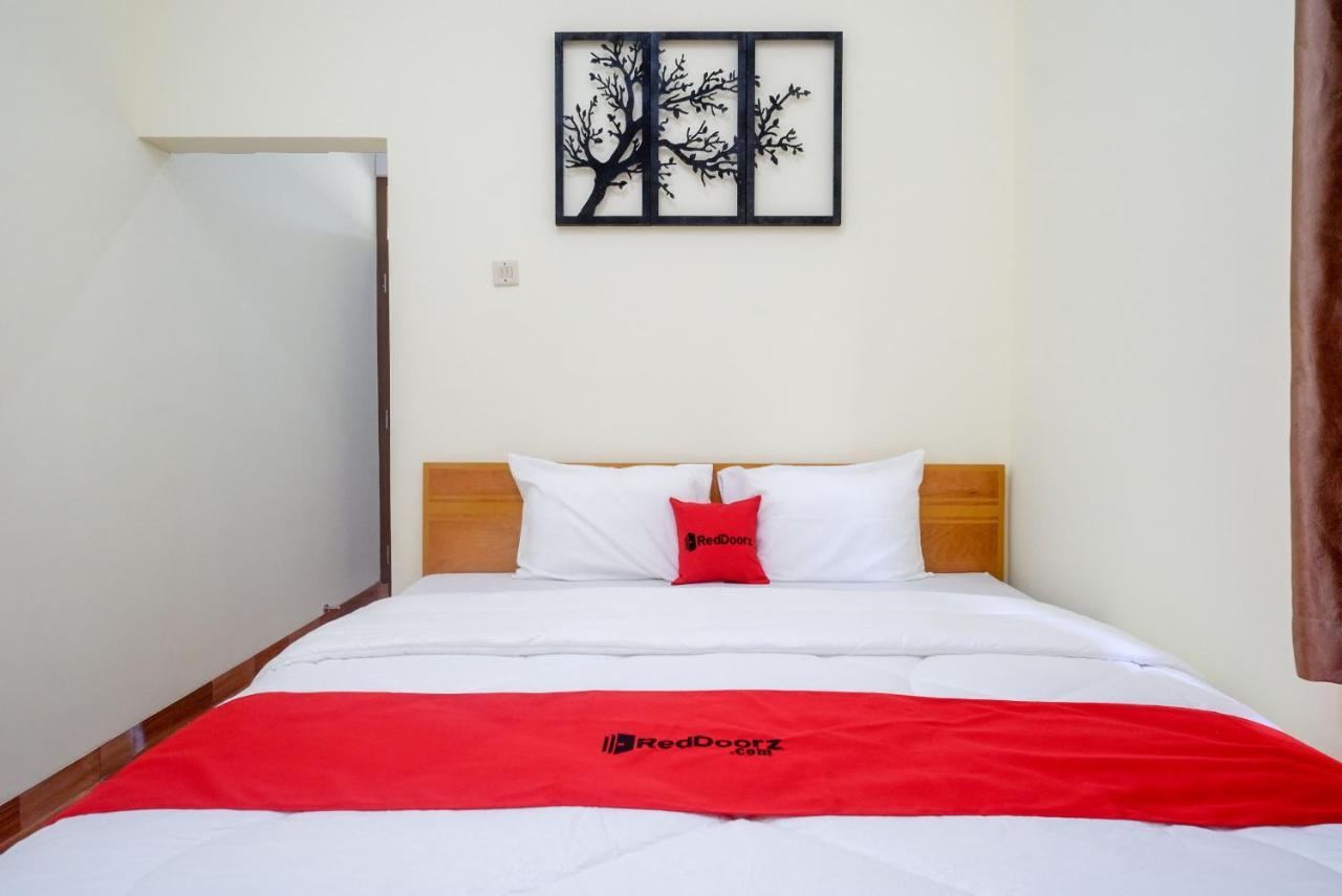 Reddoorz Near Rita Supermall Purwokerto 2 Eksteriør bilde