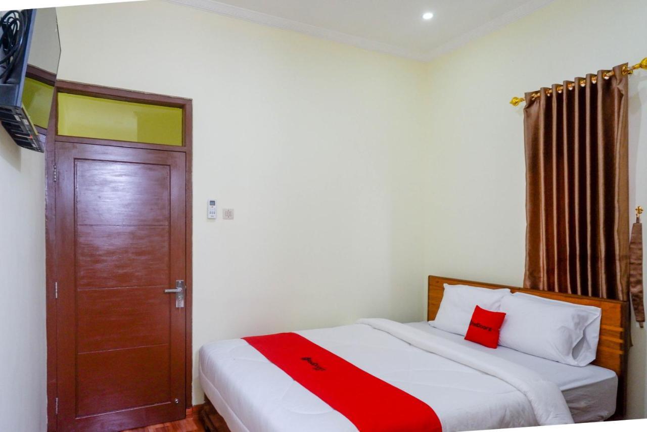 Reddoorz Near Rita Supermall Purwokerto 2 Eksteriør bilde