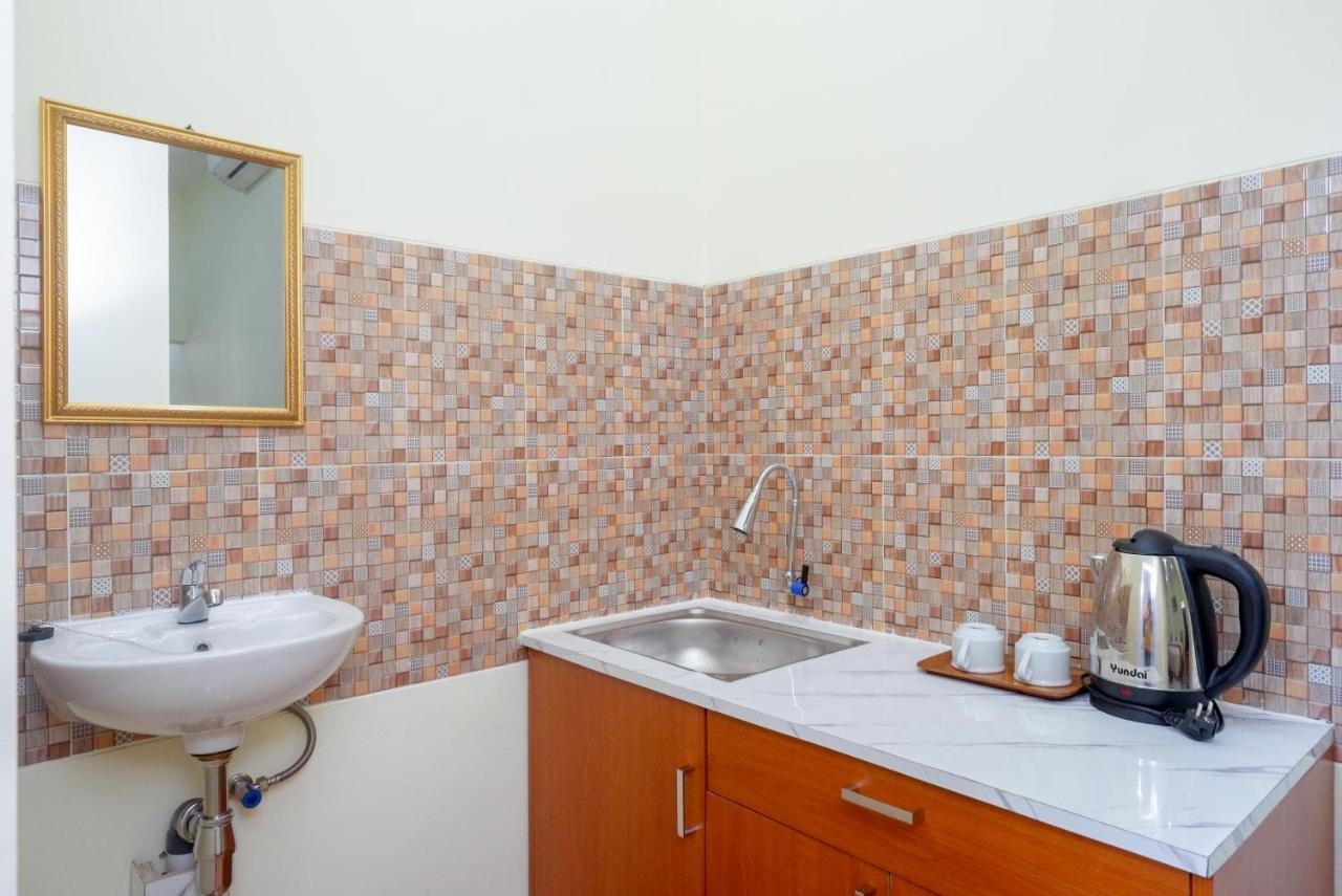 Reddoorz Near Rita Supermall Purwokerto 2 Eksteriør bilde